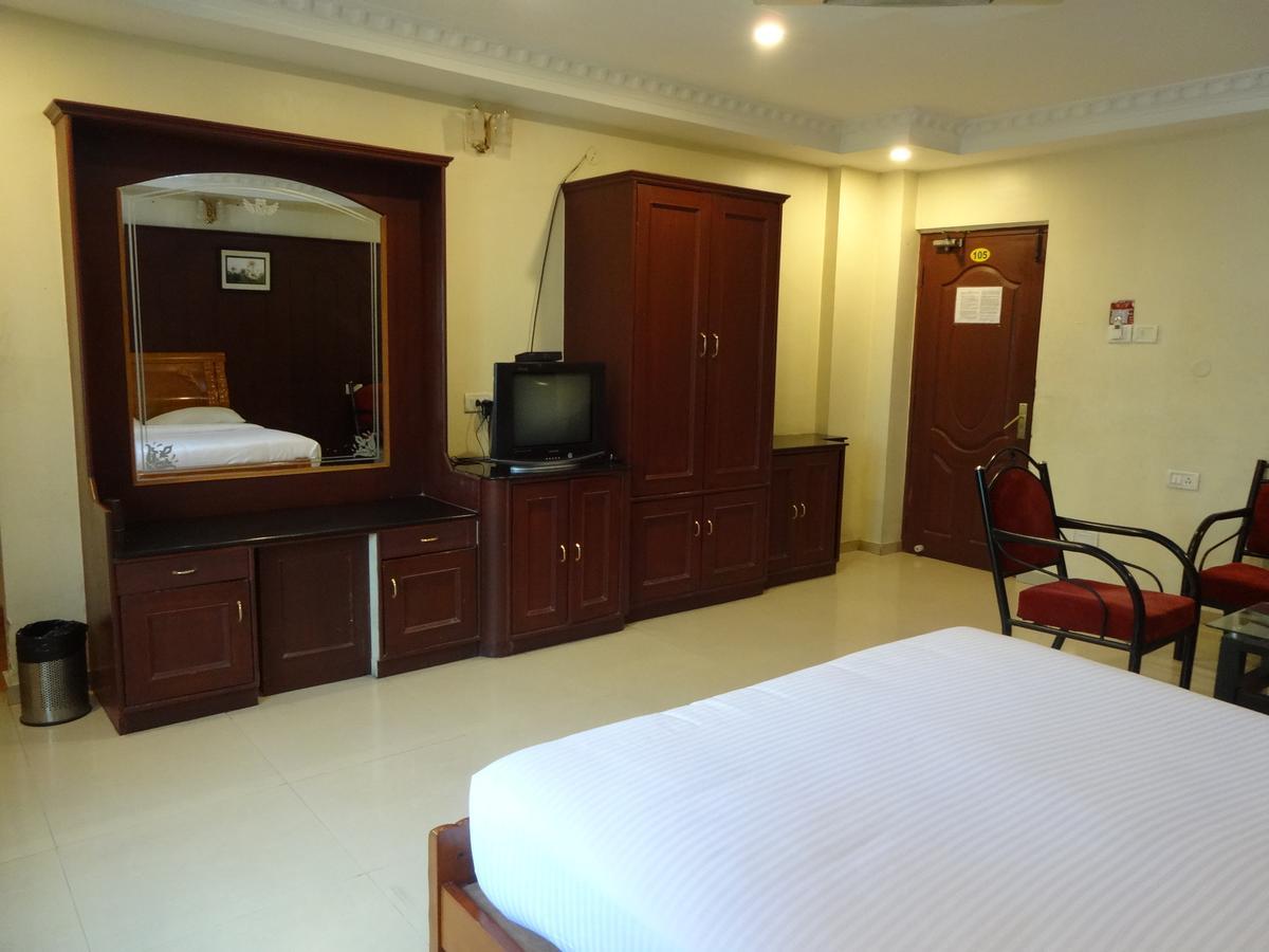 Sri Annapoorna Tower Hotel Madurai Exterior foto